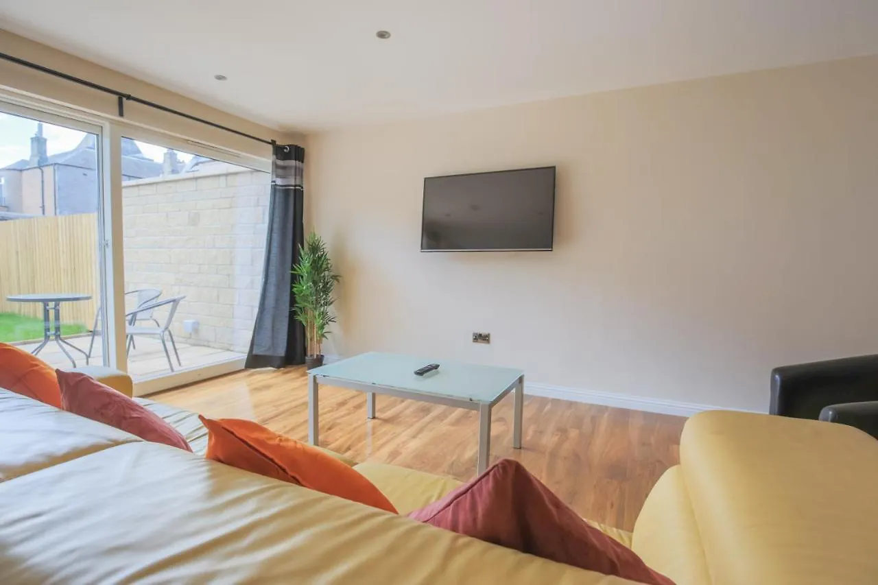 Stylish Modern Newly Built Apartment 15 Min From City Centre Edinburgh Storbritannien