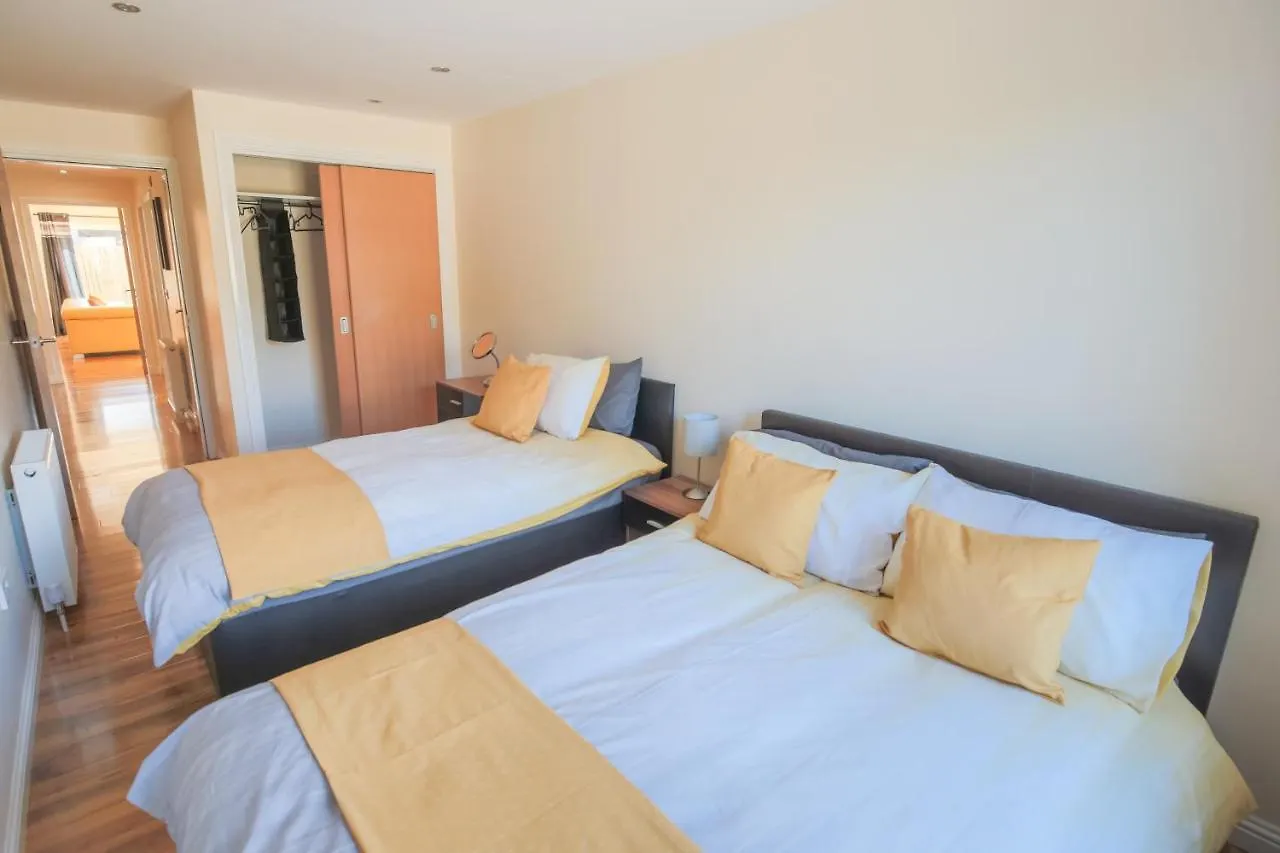 Stylish Modern Newly Built Apartment 15 Min From City Centre Edinburgh Birleşik Krallık
